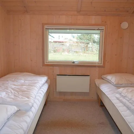 Tatil Evi 4 Bedroom Nice Home In Idestrup Bøtø By